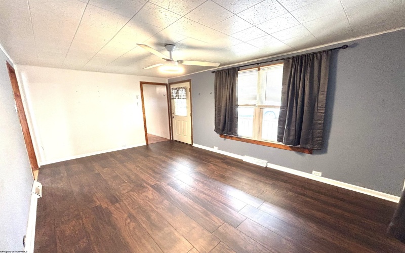 1432 Farland Avenue, Clarksburg, West Virginia 26301, 2 Bedrooms Bedrooms, 4 Rooms Rooms,1 BathroomBathrooms,Single Family Detached,For Sale,Farland,10161784 1432 Farland Avenue, Clarksburg, West Virginia 26301, 2 Bedrooms Bedrooms, 4 Rooms Rooms,1 BathroomBathrooms,Single Family Detached,For Sale,Farland,10161784