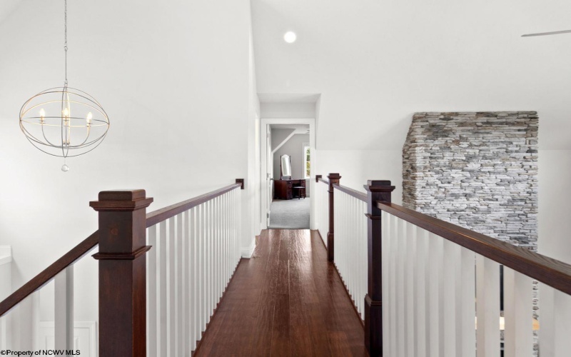 1214 Paradise Point Court, Morgantown, West Virginia 26508, 4 Bedrooms Bedrooms, 8 Rooms Rooms,3 BathroomsBathrooms,Single Family Detached,For Sale,Paradise Point,10161775