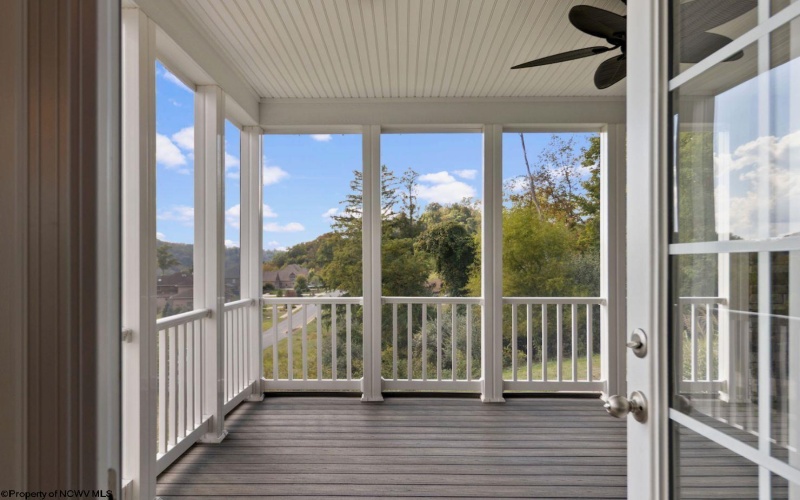 1214 Paradise Point Court, Morgantown, West Virginia 26508, 4 Bedrooms Bedrooms, 8 Rooms Rooms,3 BathroomsBathrooms,Single Family Detached,For Sale,Paradise Point,10161775