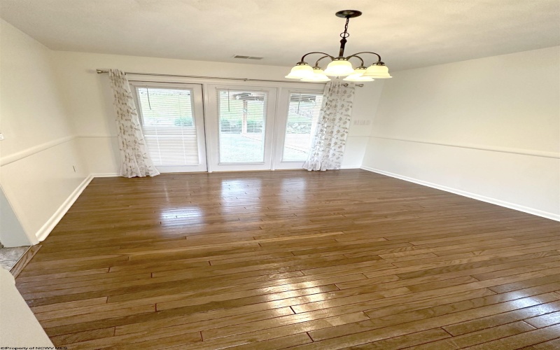 108 Allman Avenue, Buckhannon, West Virginia 26201, 4 Bedrooms Bedrooms, 8 Rooms Rooms,3 BathroomsBathrooms,Single Family Detached,For Sale,Allman,10161808