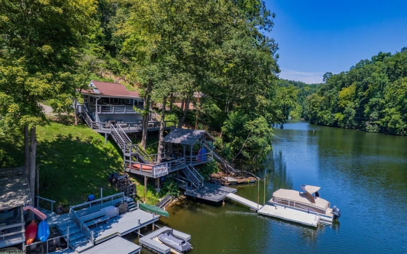 540 Keller Lane, Morgantown, West Virginia 26508, 2 Bedrooms Bedrooms, 5 Rooms Rooms,1 BathroomBathrooms,Single Family Detached,For Sale,Keller,10160270