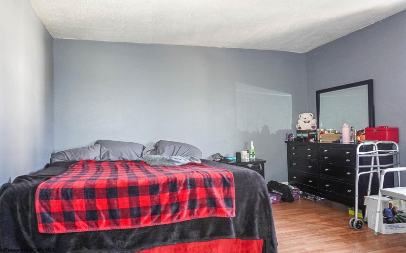 150 Coleman Avenue, Clarksburg, West Virginia 26301, ,Multi-unit/income,For Sale,Coleman,10157924