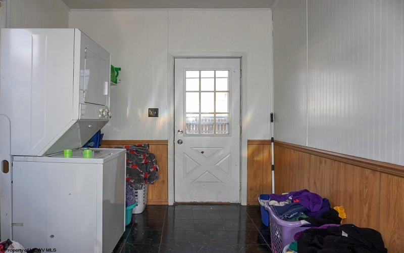 150 Coleman Avenue, Clarksburg, West Virginia 26301, ,Multi-unit/income,For Sale,Coleman,10157924