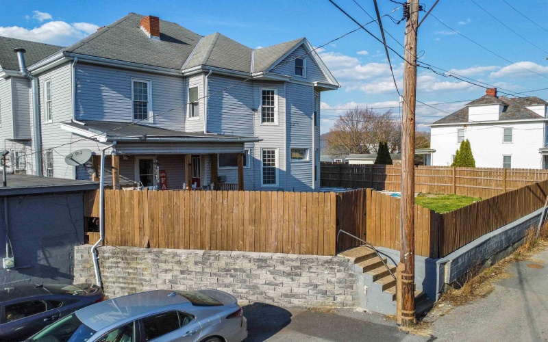 150 Coleman Avenue, Clarksburg, West Virginia 26301, ,Multi-unit/income,For Sale,Coleman,10157924