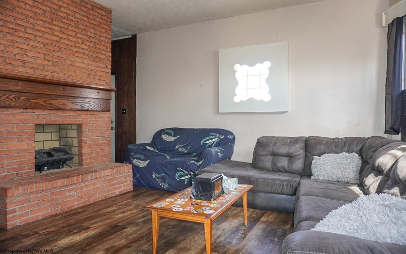 150 Coleman Avenue, Clarksburg, West Virginia 26301, ,Multi-unit/income,For Sale,Coleman,10157924