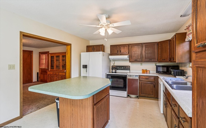 28 Crestview Drive, Hambleton, West Virginia 26269, 4 Bedrooms Bedrooms, 10 Rooms Rooms,2 BathroomsBathrooms,Single Family Detached,For Sale,Crestview,10161807 28 Crestview Drive, Hambleton, West Virginia 26269, 4 Bedrooms Bedrooms, 10 Rooms Rooms,2 BathroomsBathrooms,Single Family Detached,For Sale,Crestview,10161807