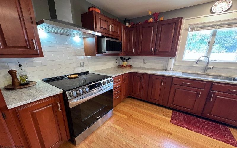 1081 Koontz Avenue, Morgantown, West Virginia 26505, 4 Bedrooms Bedrooms, 7 Rooms Rooms,2 BathroomsBathrooms,Single Family Detached,For Sale,Koontz,10161804