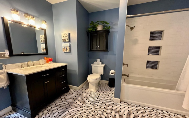 1081 Koontz Avenue, Morgantown, West Virginia 26505, 4 Bedrooms Bedrooms, 7 Rooms Rooms,2 BathroomsBathrooms,Single Family Detached,For Sale,Koontz,10161804