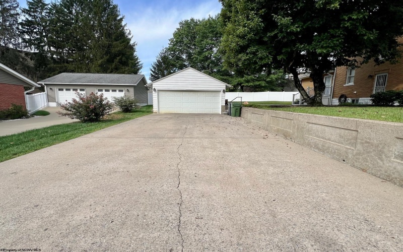 1081 Koontz Avenue, Morgantown, West Virginia 26505, 4 Bedrooms Bedrooms, 7 Rooms Rooms,2 BathroomsBathrooms,Single Family Detached,For Sale,Koontz,10161804