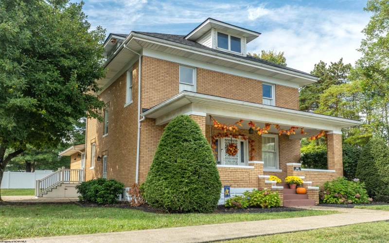 1081 Koontz Avenue, Morgantown, West Virginia 26505, 4 Bedrooms Bedrooms, 7 Rooms Rooms,2 BathroomsBathrooms,Single Family Detached,For Sale,Koontz,10161804