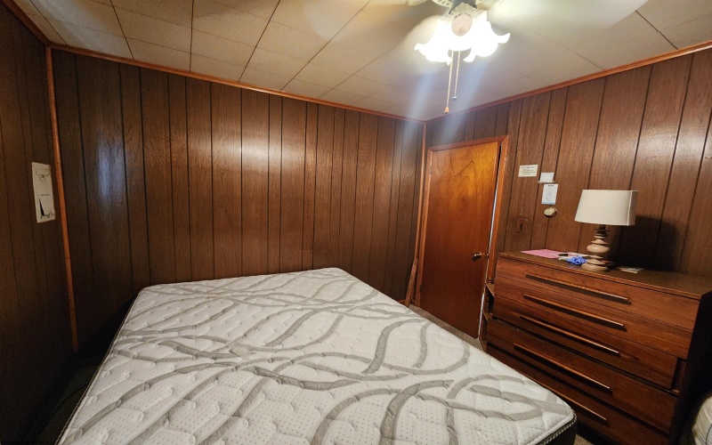 725 Milford Street, Clarksburg, West Virginia 26301, 3 Bedrooms Bedrooms, 6 Rooms Rooms,1 BathroomBathrooms,Single Family Detached,For Sale,Milford,10161792