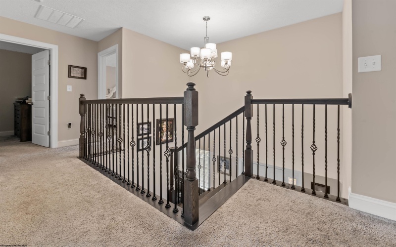 304 Salonika Drive, Morgantown, West Virginia 26508, 4 Bedrooms Bedrooms, 10 Rooms Rooms,3 BathroomsBathrooms,Single Family Detached,For Sale,Salonika,10161800