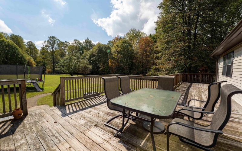 3276 Pell Road, Kingwood, West Virginia 26537, 4 Bedrooms Bedrooms, 7 Rooms Rooms,2 BathroomsBathrooms,Single Family Detached,For Sale,Pell,10161796