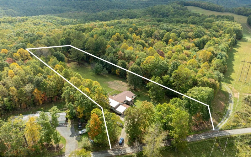 3276 Pell Road, Kingwood, West Virginia 26537, 4 Bedrooms Bedrooms, 7 Rooms Rooms,2 BathroomsBathrooms,Single Family Detached,For Sale,Pell,10161796