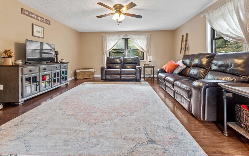 3276 Pell Road, Kingwood, West Virginia 26537, 4 Bedrooms Bedrooms, 7 Rooms Rooms,2 BathroomsBathrooms,Single Family Detached,For Sale,Pell,10161796