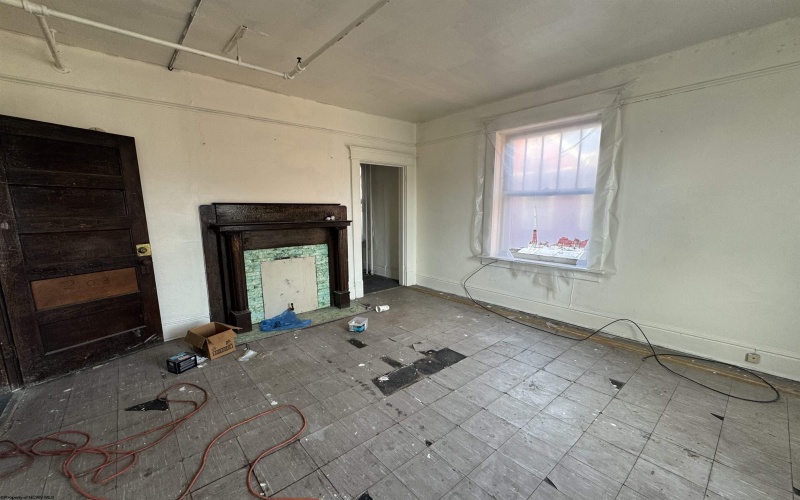 114 Third Street, Weston, West Virginia 26452, ,Commercial/industrial,For Sale,Third,10161798