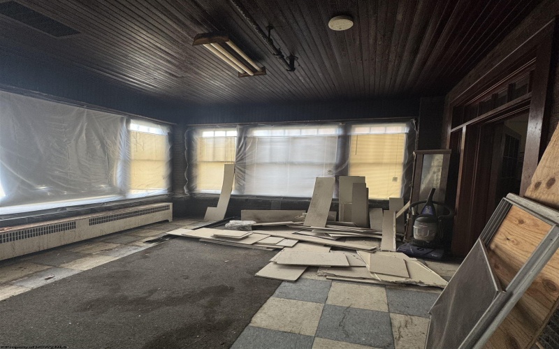 114 Third Street, Weston, West Virginia 26452, ,Commercial/industrial,For Sale,Third,10161798