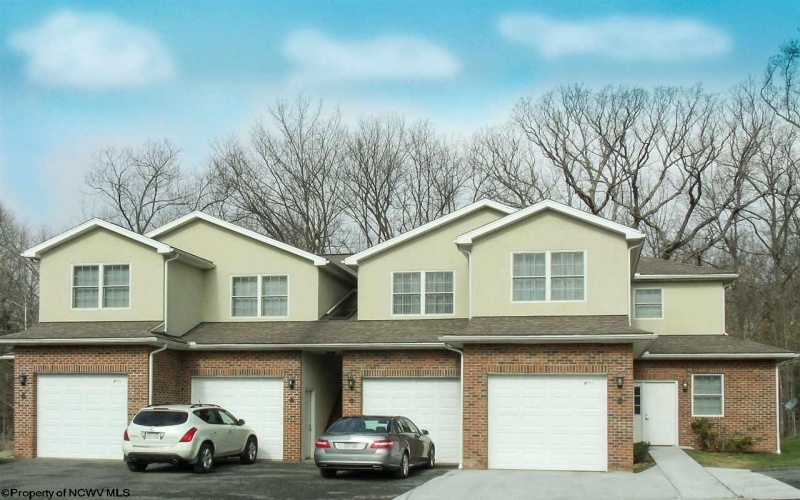 108 Mountain Golf Drive, Morgantown, West Virginia 26508, 2 Bedrooms Bedrooms, 5 Rooms Rooms,2 BathroomsBathrooms,Residential Rentals,For Rent,Mountain Golf,10161802