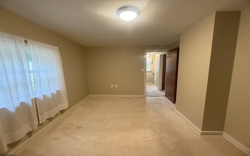 1233 Pleasant Valley Road, Fairmont, West Virginia 26554, 2 Bedrooms Bedrooms, 6 Rooms Rooms,1 BathroomBathrooms,Single Family Detached,For Sale,Pleasant Valley,10161806