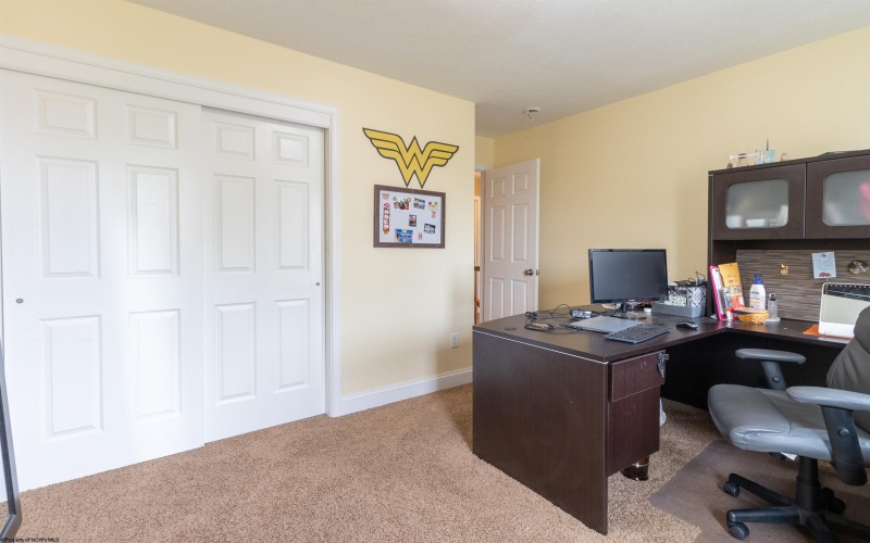 93 Bancroft Court, Bridgeport, West Virginia 26330, 4 Bedrooms Bedrooms, 11 Rooms Rooms,2 BathroomsBathrooms,Single Family Detached,For Sale,Bancroft,10161793