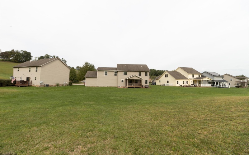 93 Bancroft Court, Bridgeport, West Virginia 26330, 4 Bedrooms Bedrooms, 11 Rooms Rooms,2 BathroomsBathrooms,Single Family Detached,For Sale,Bancroft,10161793