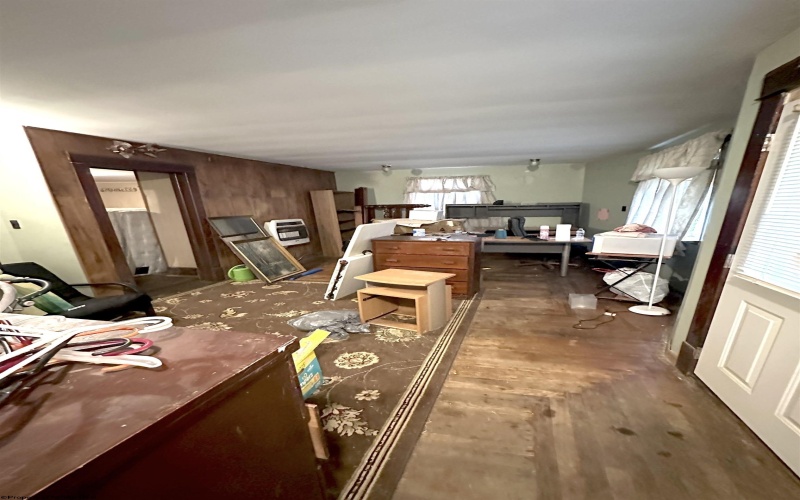 515 Court Avenue, Weston, West Virginia 26452, 5 Bedrooms Bedrooms, 9 Rooms Rooms,1 BathroomBathrooms,Single Family Detached,For Sale,Court,10161811 515 Court Avenue, Weston, West Virginia 26452, 5 Bedrooms Bedrooms, 9 Rooms Rooms,1 BathroomBathrooms,Single Family Detached,For Sale,Court,10161811