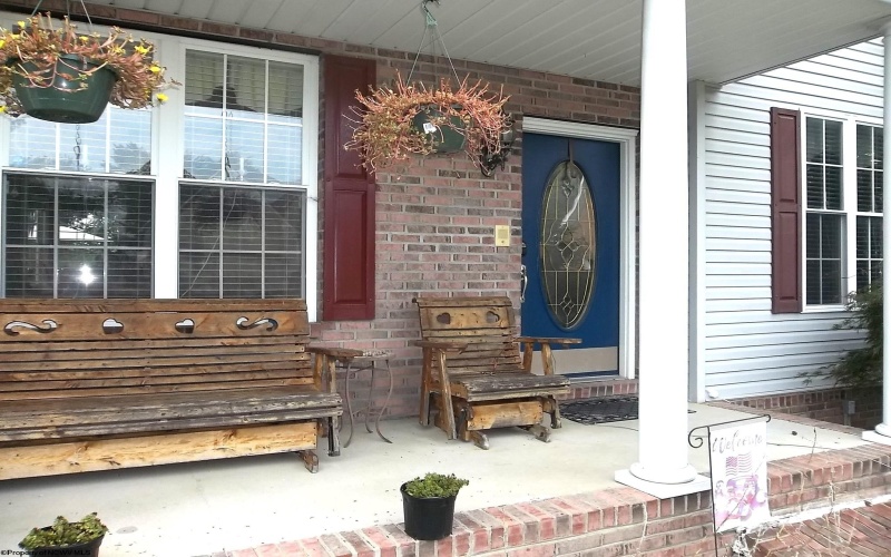 1048 Saint Ives Drive, Hurricane, West Virginia 25526-0000, 6 Bedrooms Bedrooms, 16 Rooms Rooms,4 BathroomsBathrooms,Single Family Detached,For Sale,Saint Ives,10161810 1048 Saint Ives Drive, Hurricane, West Virginia 25526-0000, 6 Bedrooms Bedrooms, 16 Rooms Rooms,4 BathroomsBathrooms,Single Family Detached,For Sale,Saint Ives,10161810