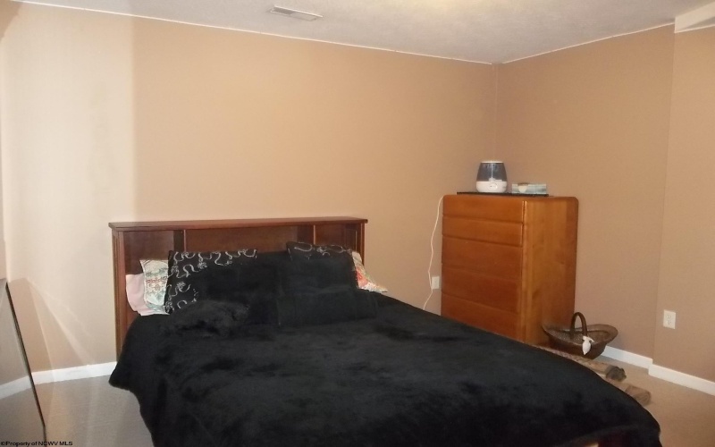 1048 Saint Ives Drive, Hurricane, West Virginia 25526-0000, 6 Bedrooms Bedrooms, 16 Rooms Rooms,4 BathroomsBathrooms,Single Family Detached,For Sale,Saint Ives,10161810 1048 Saint Ives Drive, Hurricane, West Virginia 25526-0000, 6 Bedrooms Bedrooms, 16 Rooms Rooms,4 BathroomsBathrooms,Single Family Detached,For Sale,Saint Ives,10161810