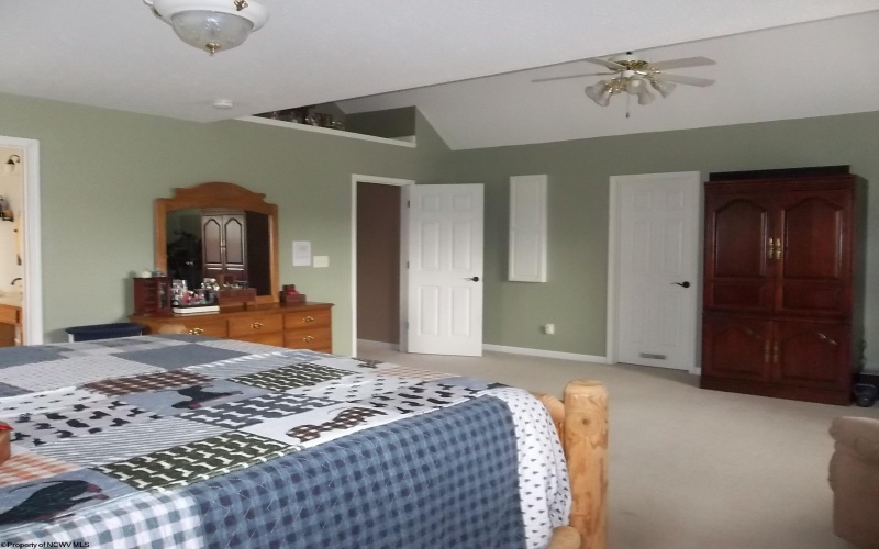 1048 Saint Ives Drive, Hurricane, West Virginia 25526-0000, 6 Bedrooms Bedrooms, 16 Rooms Rooms,4 BathroomsBathrooms,Single Family Detached,For Sale,Saint Ives,10161810 1048 Saint Ives Drive, Hurricane, West Virginia 25526-0000, 6 Bedrooms Bedrooms, 16 Rooms Rooms,4 BathroomsBathrooms,Single Family Detached,For Sale,Saint Ives,10161810