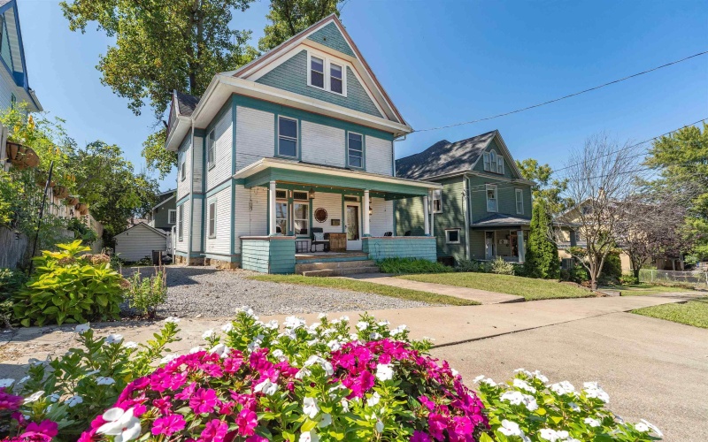 416 Cedar Street, Morgantown, West Virginia 26501, 4 Bedrooms Bedrooms, 9 Rooms Rooms,1 BathroomBathrooms,Single Family Detached,For Sale,Cedar,10161824 416 Cedar Street, Morgantown, West Virginia 26501, 4 Bedrooms Bedrooms, 9 Rooms Rooms,1 BathroomBathrooms,Single Family Detached,For Sale,Cedar,10161824