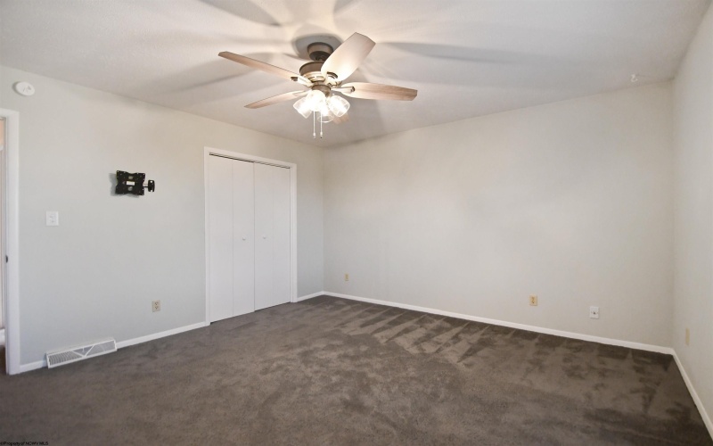 1236 Van Voorhis Road, Morgantown, West Virginia 26505, 2 Bedrooms Bedrooms, 4 Rooms Rooms,1 BathroomBathrooms,Single Family Attached,For Sale,Van Voorhis,10161822 1236 Van Voorhis Road, Morgantown, West Virginia 26505, 2 Bedrooms Bedrooms, 4 Rooms Rooms,1 BathroomBathrooms,Single Family Attached,For Sale,Van Voorhis,10161822