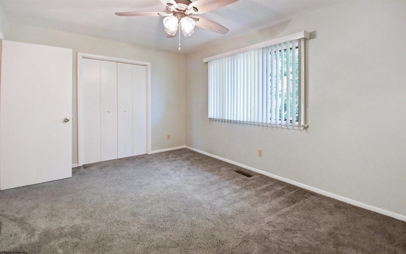 1236 Van Voorhis Road, Morgantown, West Virginia 26505, 2 Bedrooms Bedrooms, 4 Rooms Rooms,1 BathroomBathrooms,Single Family Attached,For Sale,Van Voorhis,10161822 1236 Van Voorhis Road, Morgantown, West Virginia 26505, 2 Bedrooms Bedrooms, 4 Rooms Rooms,1 BathroomBathrooms,Single Family Attached,For Sale,Van Voorhis,10161822