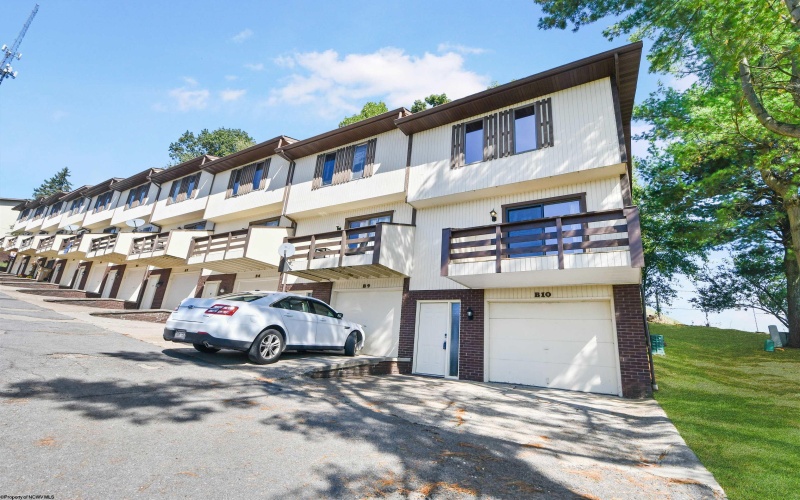 1236 Van Voorhis Road, Morgantown, West Virginia 26505, 2 Bedrooms Bedrooms, 4 Rooms Rooms,1 BathroomBathrooms,Single Family Attached,For Sale,Van Voorhis,10161822 1236 Van Voorhis Road, Morgantown, West Virginia 26505, 2 Bedrooms Bedrooms, 4 Rooms Rooms,1 BathroomBathrooms,Single Family Attached,For Sale,Van Voorhis,10161822