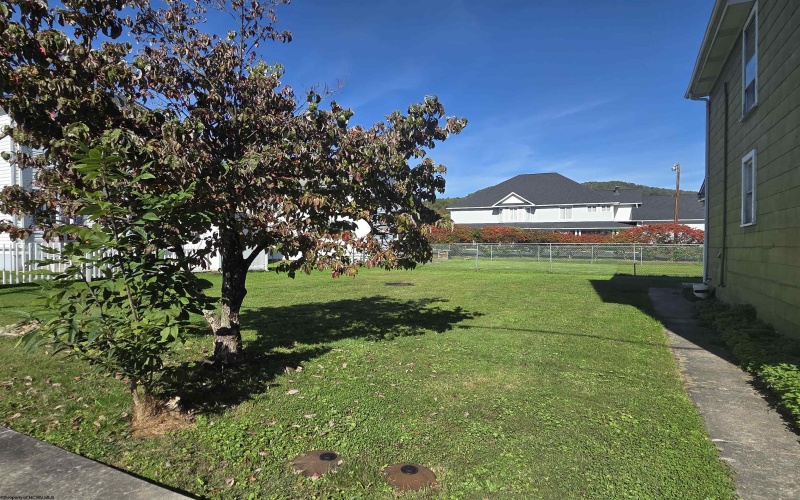 305 Third Street, Parsons, West Virginia 26287, ,Multi-unit/income,For Sale,Third,10161819