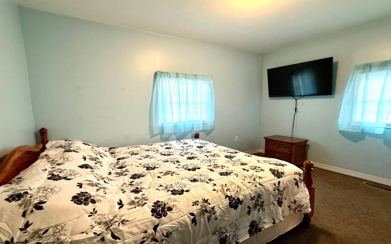 339 22nd Street, Clarksburg, West Virginia 26301, 3 Bedrooms Bedrooms, 8 Rooms Rooms,2 BathroomsBathrooms,Single Family Detached,For Sale,22nd,10161815