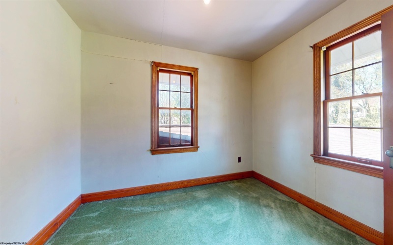 2001 Locust Avenue, Fairmont, West Virginia 26554, 4 Bedrooms Bedrooms, 10 Rooms Rooms,1 BathroomBathrooms,Single Family Detached,For Sale,Locust,10161820 2001 Locust Avenue, Fairmont, West Virginia 26554, 4 Bedrooms Bedrooms, 10 Rooms Rooms,1 BathroomBathrooms,Single Family Detached,For Sale,Locust,10161820