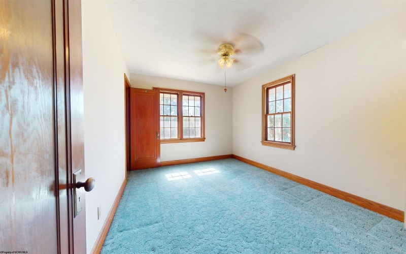 2001 Locust Avenue, Fairmont, West Virginia 26554, 4 Bedrooms Bedrooms, 10 Rooms Rooms,1 BathroomBathrooms,Single Family Detached,For Sale,Locust,10161820 2001 Locust Avenue, Fairmont, West Virginia 26554, 4 Bedrooms Bedrooms, 10 Rooms Rooms,1 BathroomBathrooms,Single Family Detached,For Sale,Locust,10161820