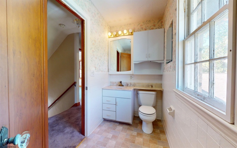 2001 Locust Avenue, Fairmont, West Virginia 26554, 4 Bedrooms Bedrooms, 10 Rooms Rooms,1 BathroomBathrooms,Single Family Detached,For Sale,Locust,10161820 2001 Locust Avenue, Fairmont, West Virginia 26554, 4 Bedrooms Bedrooms, 10 Rooms Rooms,1 BathroomBathrooms,Single Family Detached,For Sale,Locust,10161820
