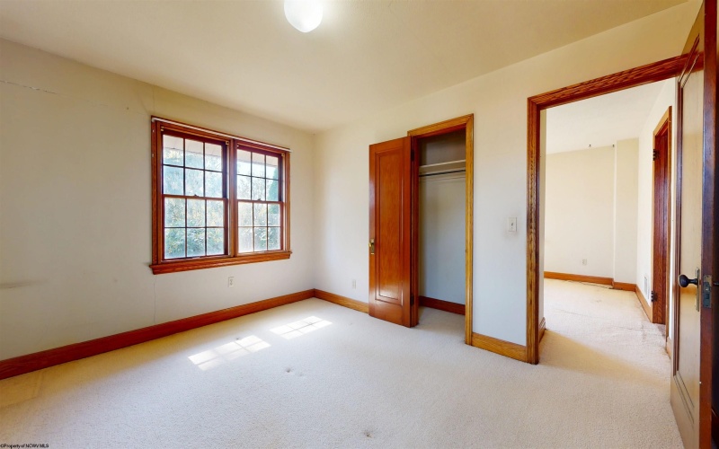 2001 Locust Avenue, Fairmont, West Virginia 26554, 4 Bedrooms Bedrooms, 10 Rooms Rooms,1 BathroomBathrooms,Single Family Detached,For Sale,Locust,10161820 2001 Locust Avenue, Fairmont, West Virginia 26554, 4 Bedrooms Bedrooms, 10 Rooms Rooms,1 BathroomBathrooms,Single Family Detached,For Sale,Locust,10161820