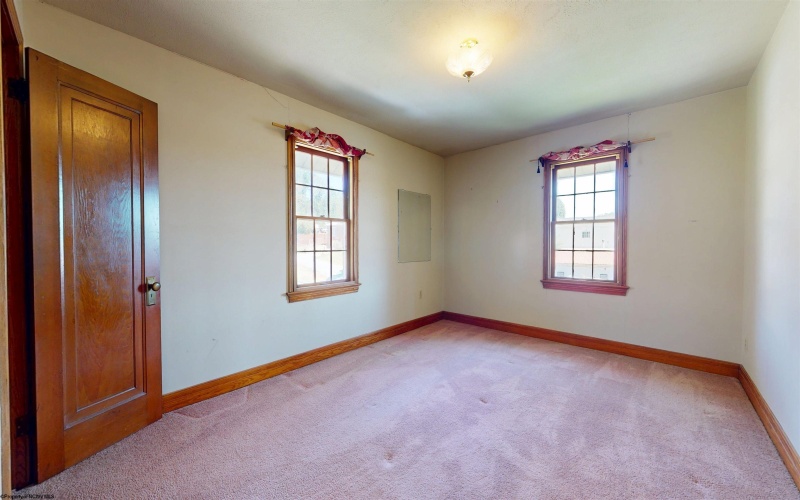 2001 Locust Avenue, Fairmont, West Virginia 26554, 4 Bedrooms Bedrooms, 10 Rooms Rooms,1 BathroomBathrooms,Single Family Detached,For Sale,Locust,10161820 2001 Locust Avenue, Fairmont, West Virginia 26554, 4 Bedrooms Bedrooms, 10 Rooms Rooms,1 BathroomBathrooms,Single Family Detached,For Sale,Locust,10161820