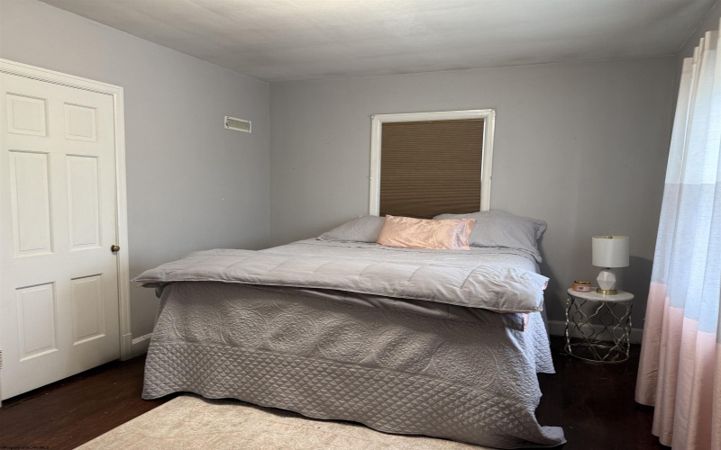 615 Main Street, Clarksburg, West Virginia 26301, 4 Bedrooms Bedrooms, 8 Rooms Rooms,1 BathroomBathrooms,Single Family Detached,For Sale,Main,10161818 615 Main Street, Clarksburg, West Virginia 26301, 4 Bedrooms Bedrooms, 8 Rooms Rooms,1 BathroomBathrooms,Single Family Detached,For Sale,Main,10161818