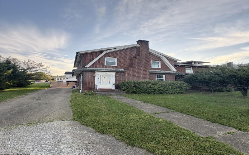 615 Main Street, Clarksburg, West Virginia 26301, 4 Bedrooms Bedrooms, 8 Rooms Rooms,1 BathroomBathrooms,Single Family Detached,For Sale,Main,10161818 615 Main Street, Clarksburg, West Virginia 26301, 4 Bedrooms Bedrooms, 8 Rooms Rooms,1 BathroomBathrooms,Single Family Detached,For Sale,Main,10161818
