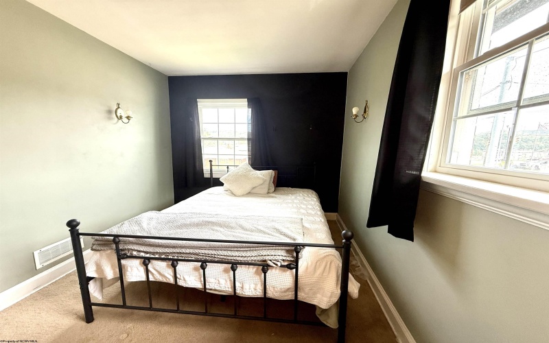 615 Main Street, Clarksburg, West Virginia 26301, 4 Bedrooms Bedrooms, 8 Rooms Rooms,1 BathroomBathrooms,Single Family Detached,For Sale,Main,10161818 615 Main Street, Clarksburg, West Virginia 26301, 4 Bedrooms Bedrooms, 8 Rooms Rooms,1 BathroomBathrooms,Single Family Detached,For Sale,Main,10161818