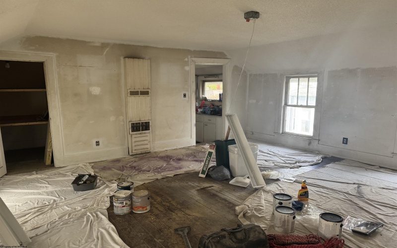 249 Main Avenue, Weston, West Virginia 26452, 3 Bedrooms Bedrooms, 9 Rooms Rooms,2 BathroomsBathrooms,Single Family Detached,For Sale,Main,10161826