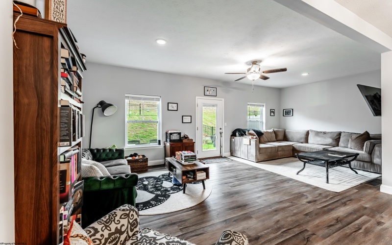 2020 Mountain Ash Lane, Morgantown, West Virginia 26501, 3 Bedrooms Bedrooms, 7 Rooms Rooms,2 BathroomsBathrooms,Single Family Attached,For Sale,Mountain Ash,10161827