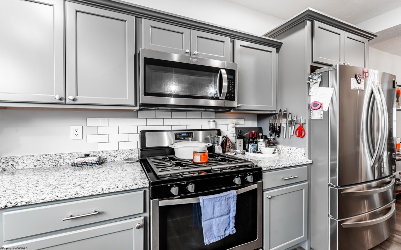 2020 Mountain Ash Lane, Morgantown, West Virginia 26501, 3 Bedrooms Bedrooms, 7 Rooms Rooms,2 BathroomsBathrooms,Single Family Attached,For Sale,Mountain Ash,10161827