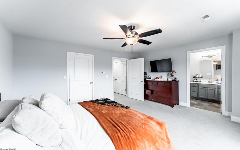 2020 Mountain Ash Lane, Morgantown, West Virginia 26501, 3 Bedrooms Bedrooms, 7 Rooms Rooms,2 BathroomsBathrooms,Single Family Attached,For Sale,Mountain Ash,10161827