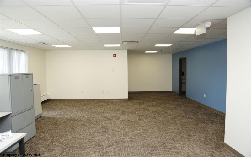 300 Wedgewood Drive, Morgantown, West Virginia 26505, ,Commercial/industrial,For Lease,Wedgewood,10161830