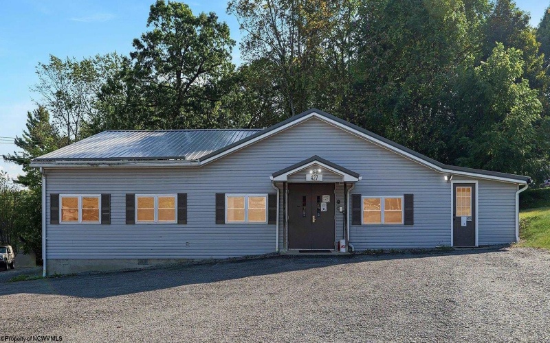 427 Morgantown Street, Kingwood, West Virginia 26537, ,Commercial/industrial,For Sale,Morgantown,10161847
