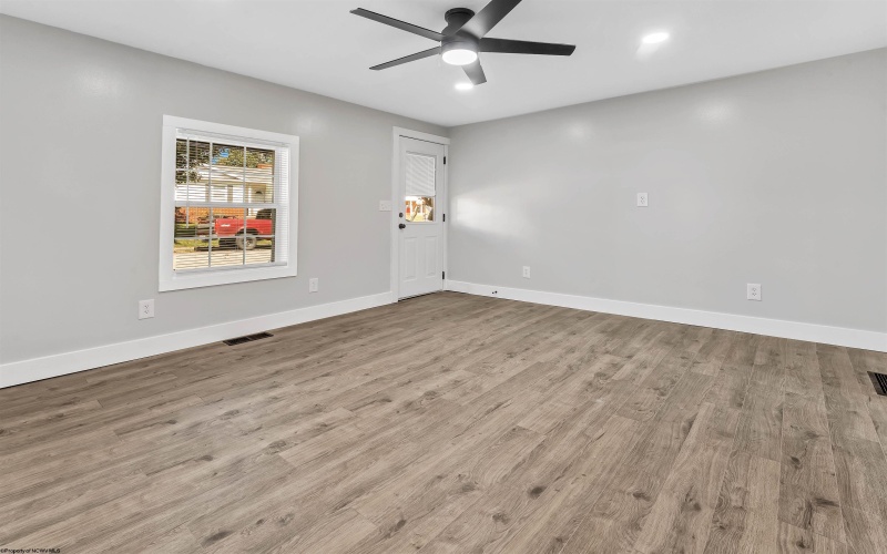 41 Jasper Street, Rivesville, West Virginia 26588, 2 Bedrooms Bedrooms, 5 Rooms Rooms,1 BathroomBathrooms,Single Family Detached,For Sale,Jasper,10161846